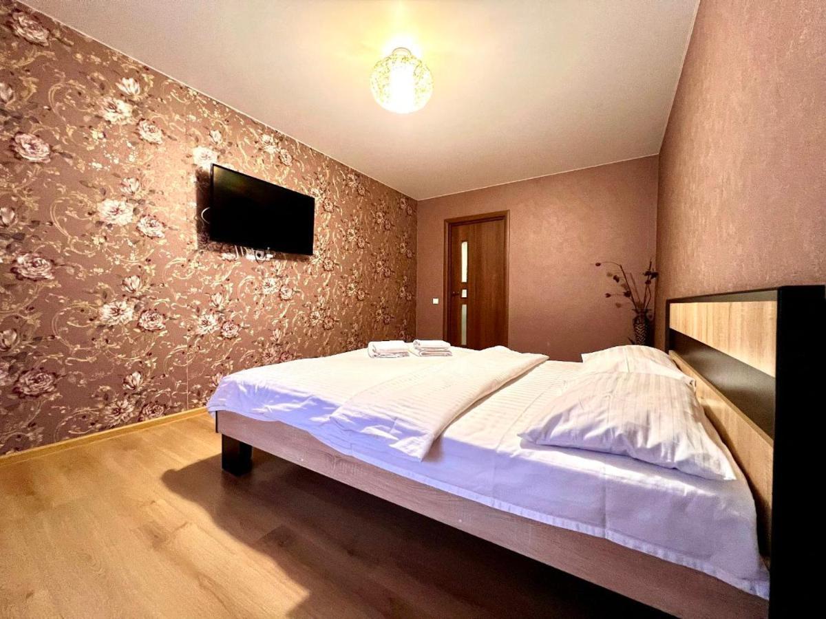 Apartpoltava Простора Однокімнатна Квартира В Новобудові, Корпусний Парк Extérieur photo