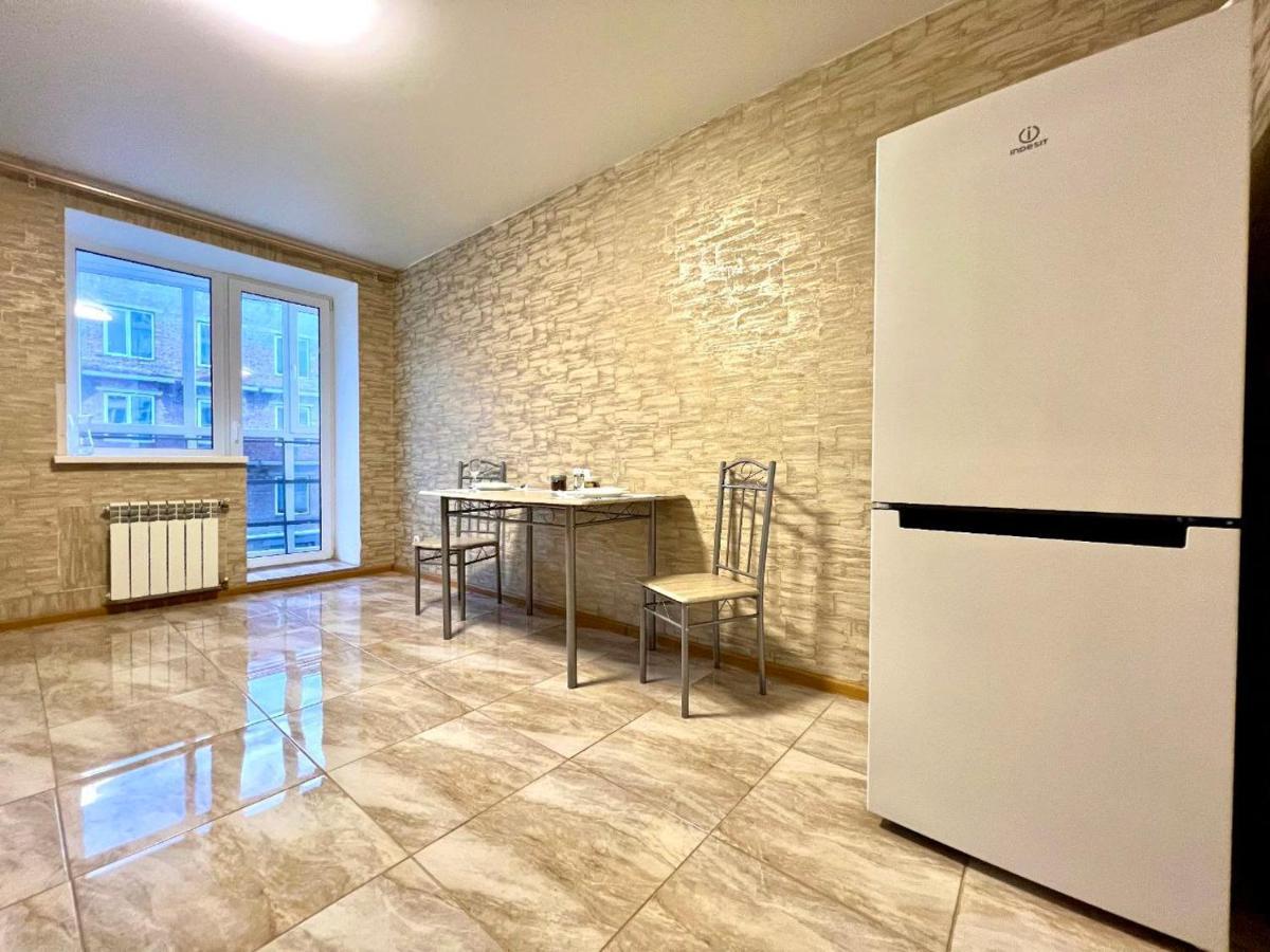Apartpoltava Простора Однокімнатна Квартира В Новобудові, Корпусний Парк Extérieur photo